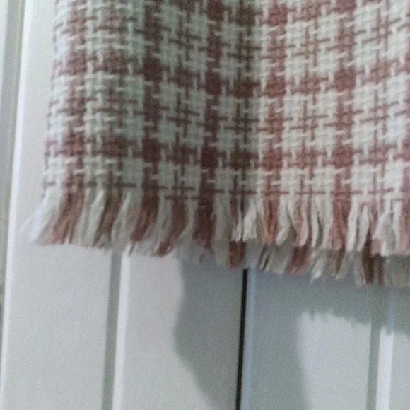 Houndstooth tweed mini skirt-large(see measurements) - Picture 2 of 8